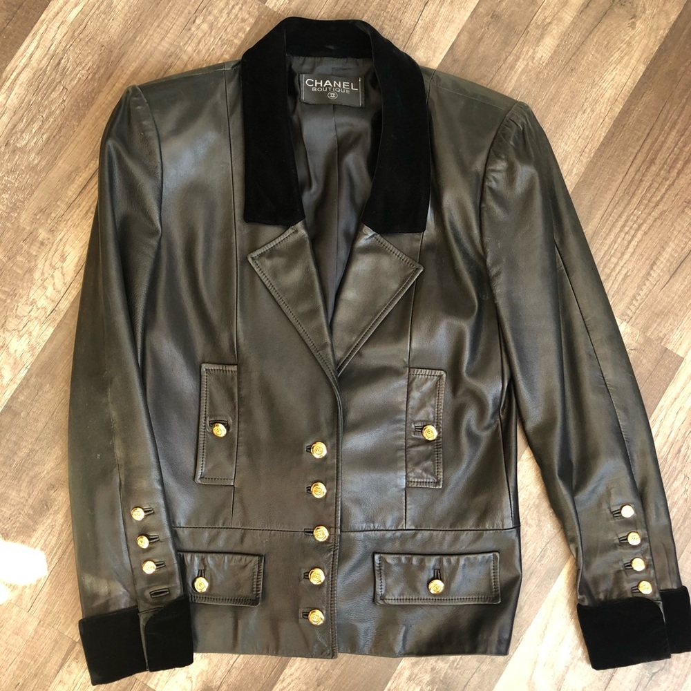 CHANEL VINTAGE LEATHER JACKET